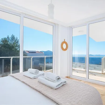 Waratah Villa Kaş